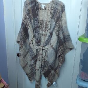 Max Studio Belted Shawl. Like New. Super soft and cozy.